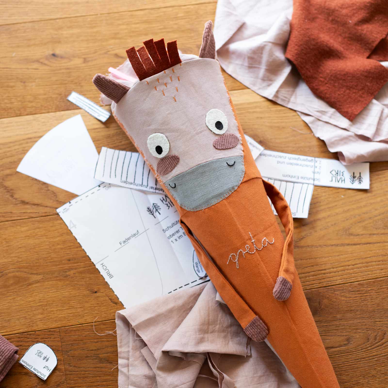 Pferde Schultüte genäht nach E-Book Einhorn-Schultüte von Halfbird