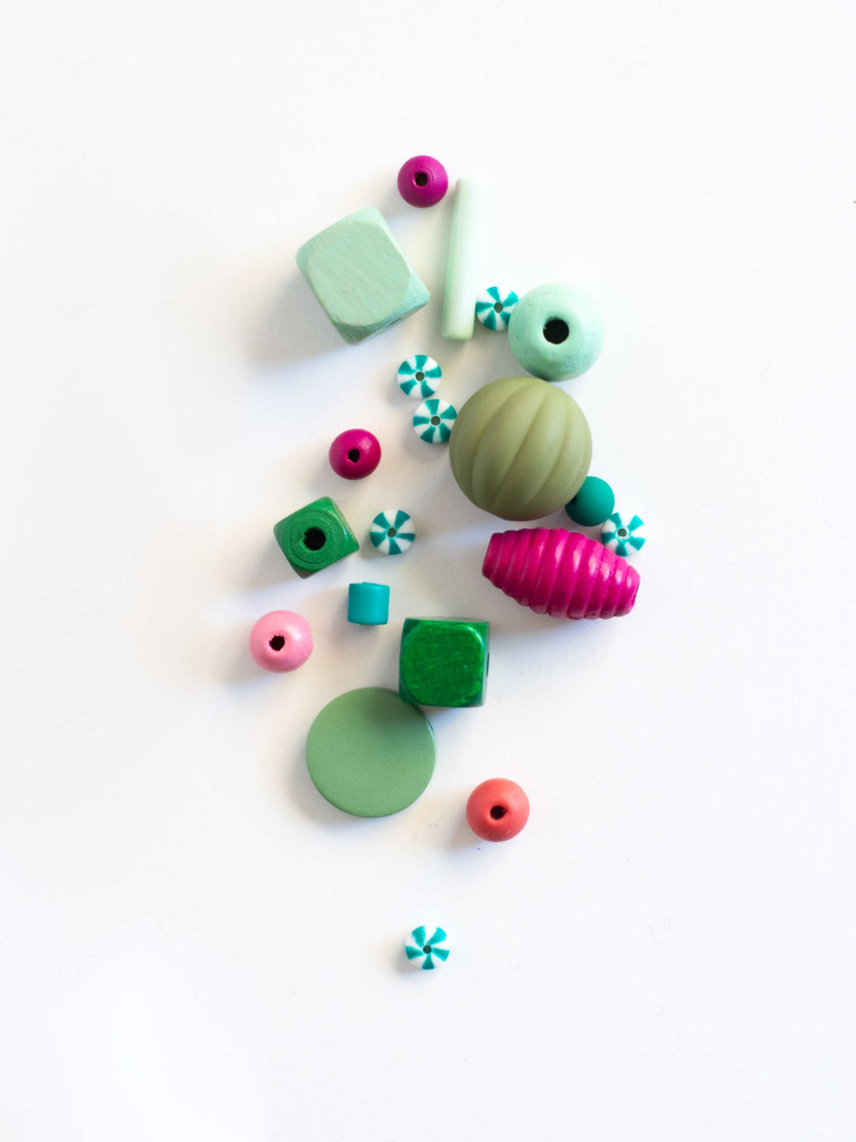 alle Perlen des Perlensets "Watermelon" von Halfbird in der Übersicht