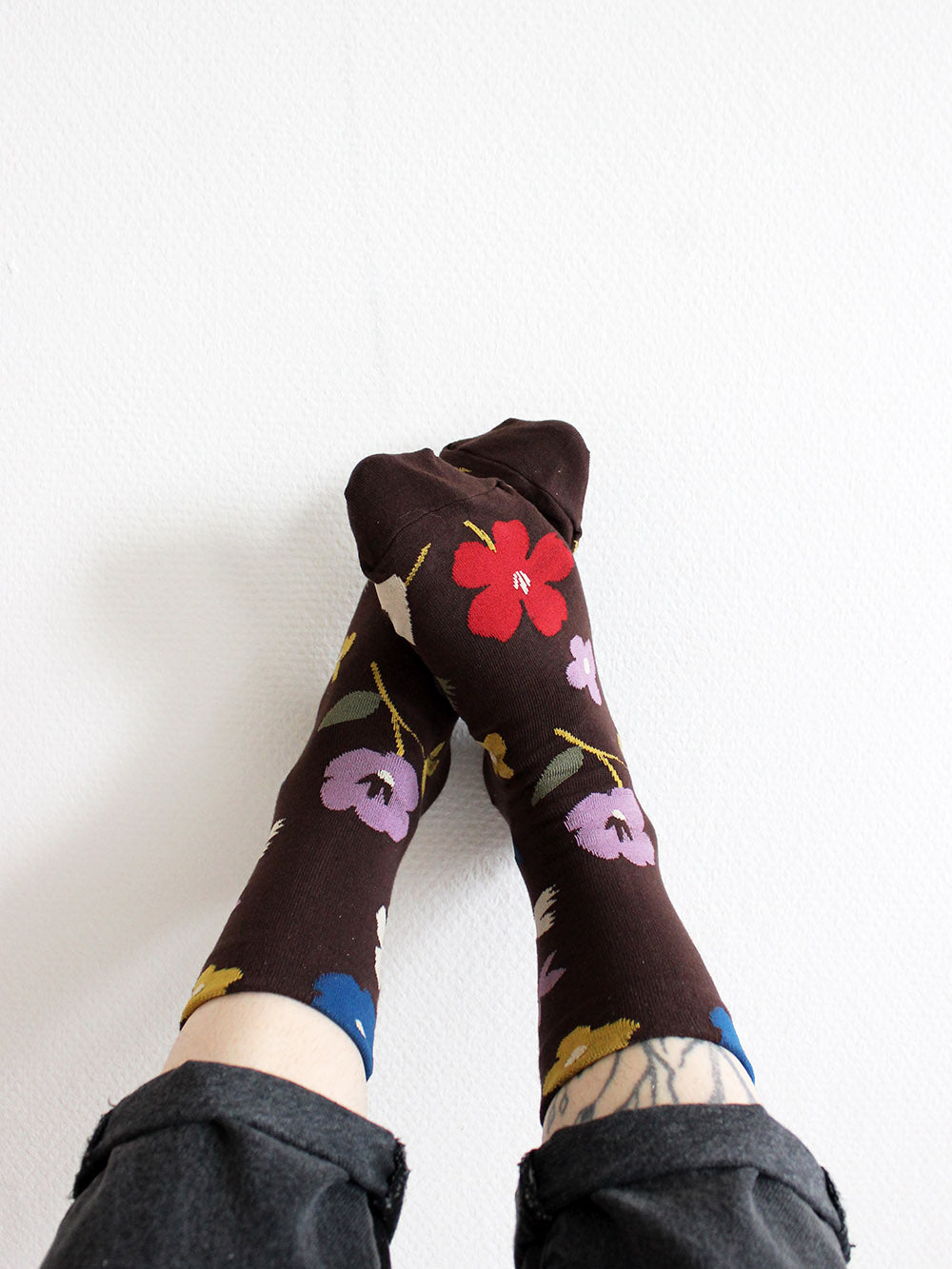 Socken "große Blumen" | dunkelbraun