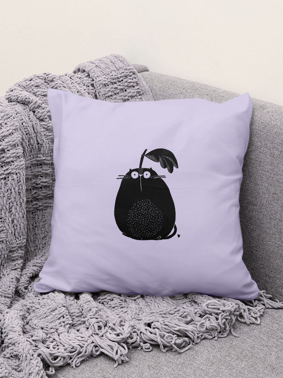 Kissen mit randlosem Bügelbild Birnatze von Halfbird