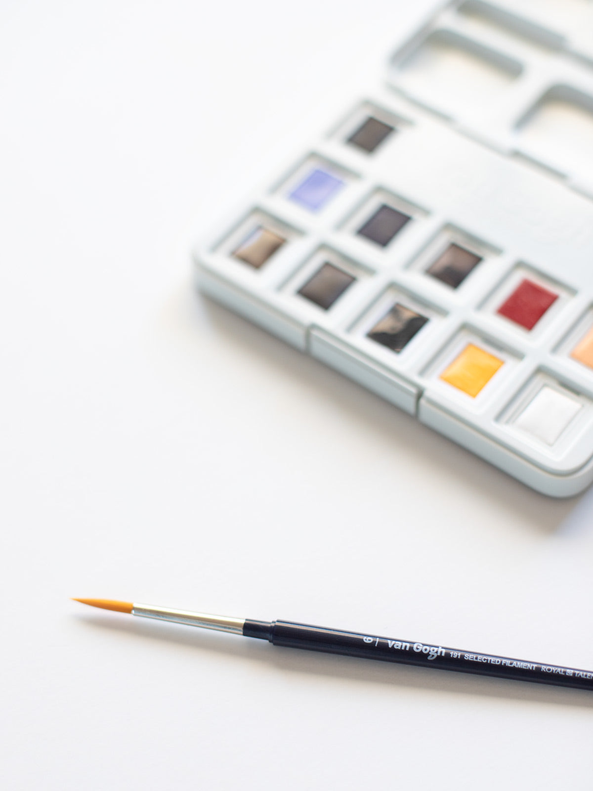Aquarellfarbkasten von Van Gogh x Halfbird mit Pinsel