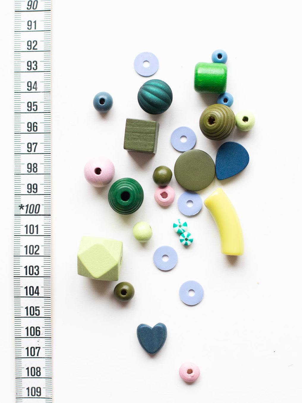 Maßband mit Perlenset Frühling von Halfbird 