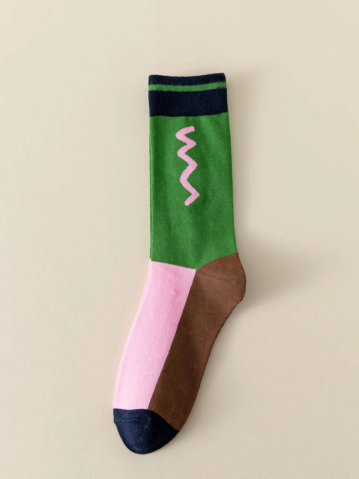 Socken in grün, rosa, dunkelblau, braun mit Muster