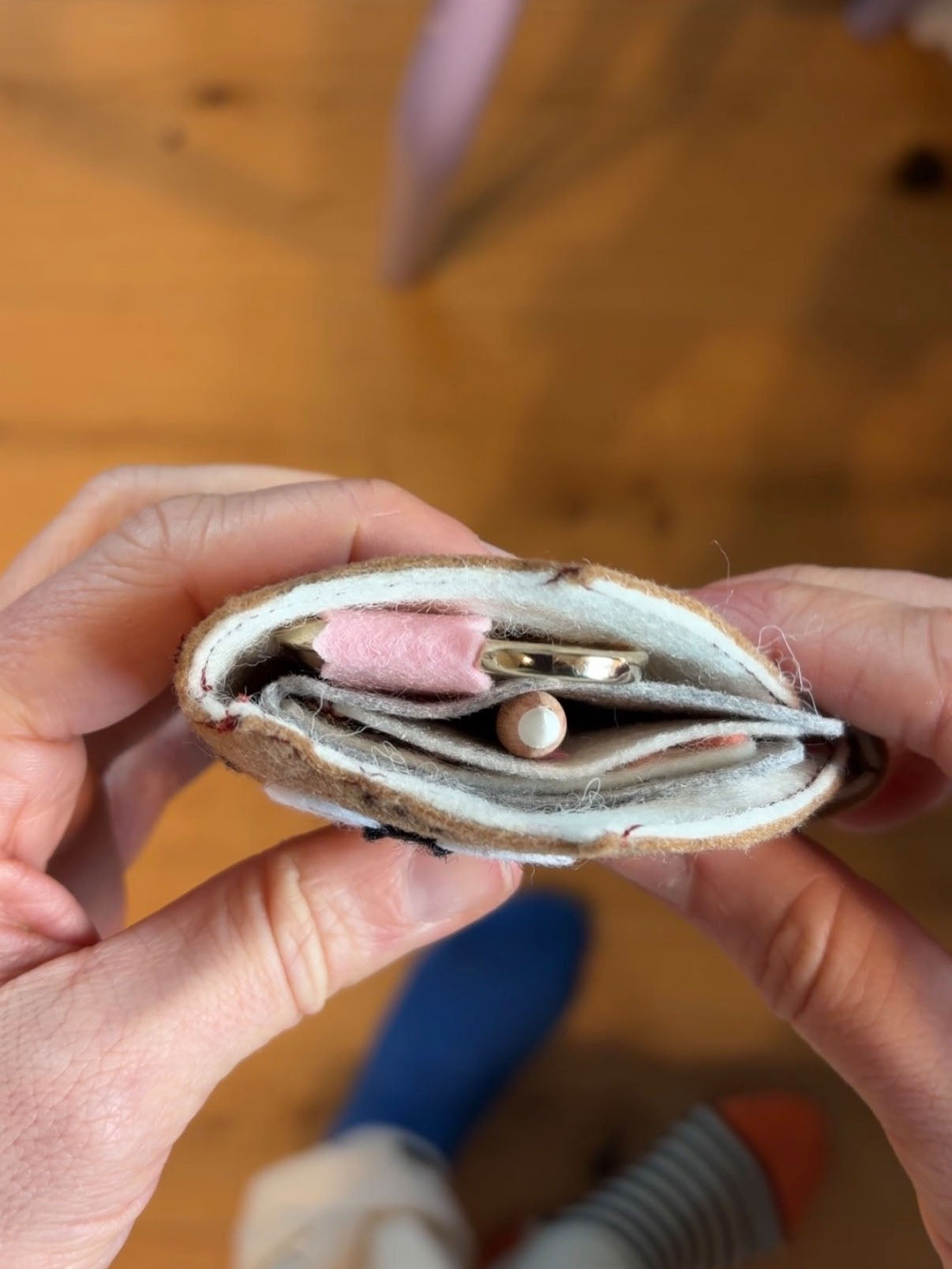 Nadelbuch "Katze und Sardinen" | Bastelvorlage