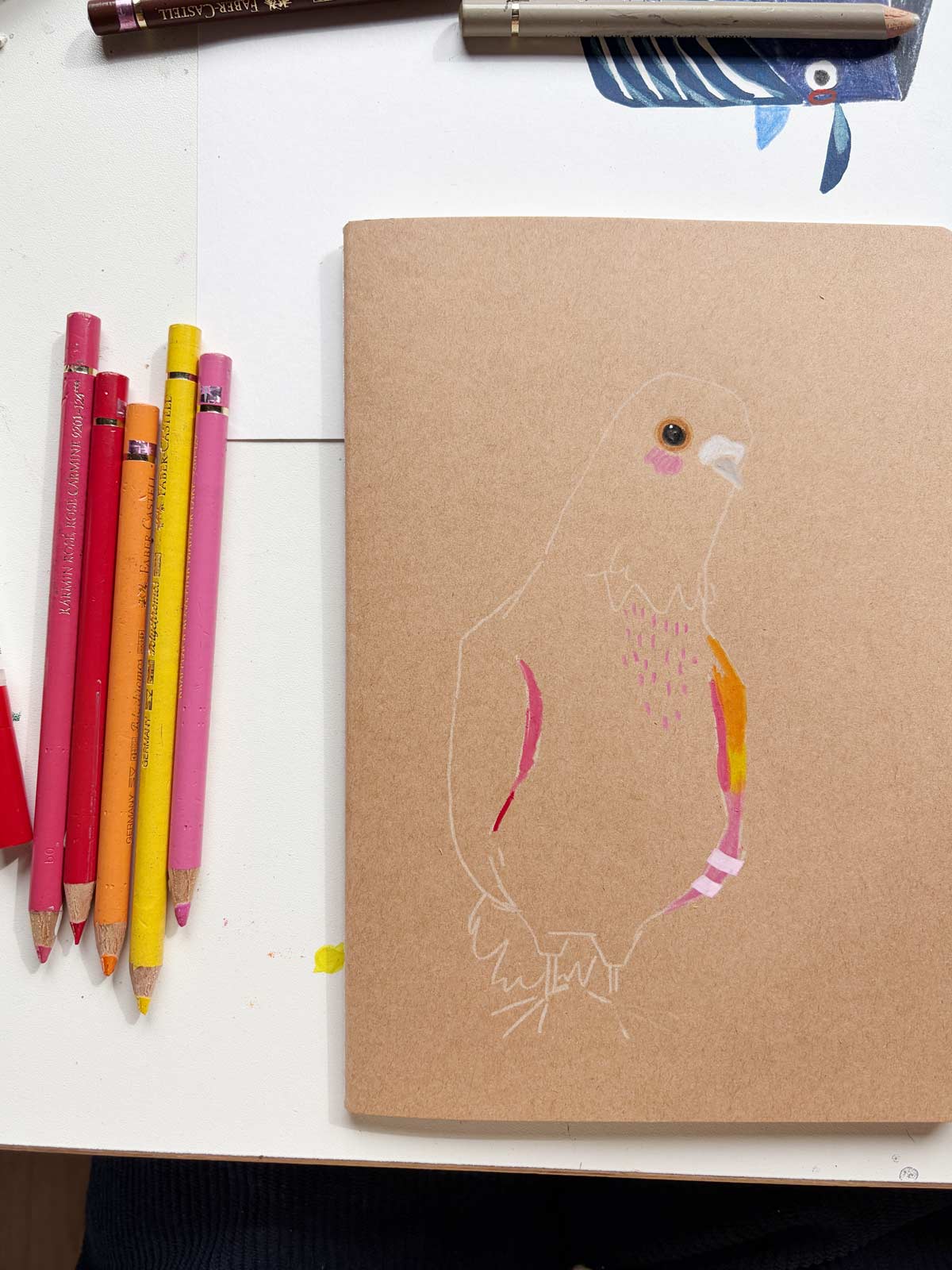 Notizbuch bemalt mit Taube aus der Mal- und Transfervorlage Tauben von Halfbird 