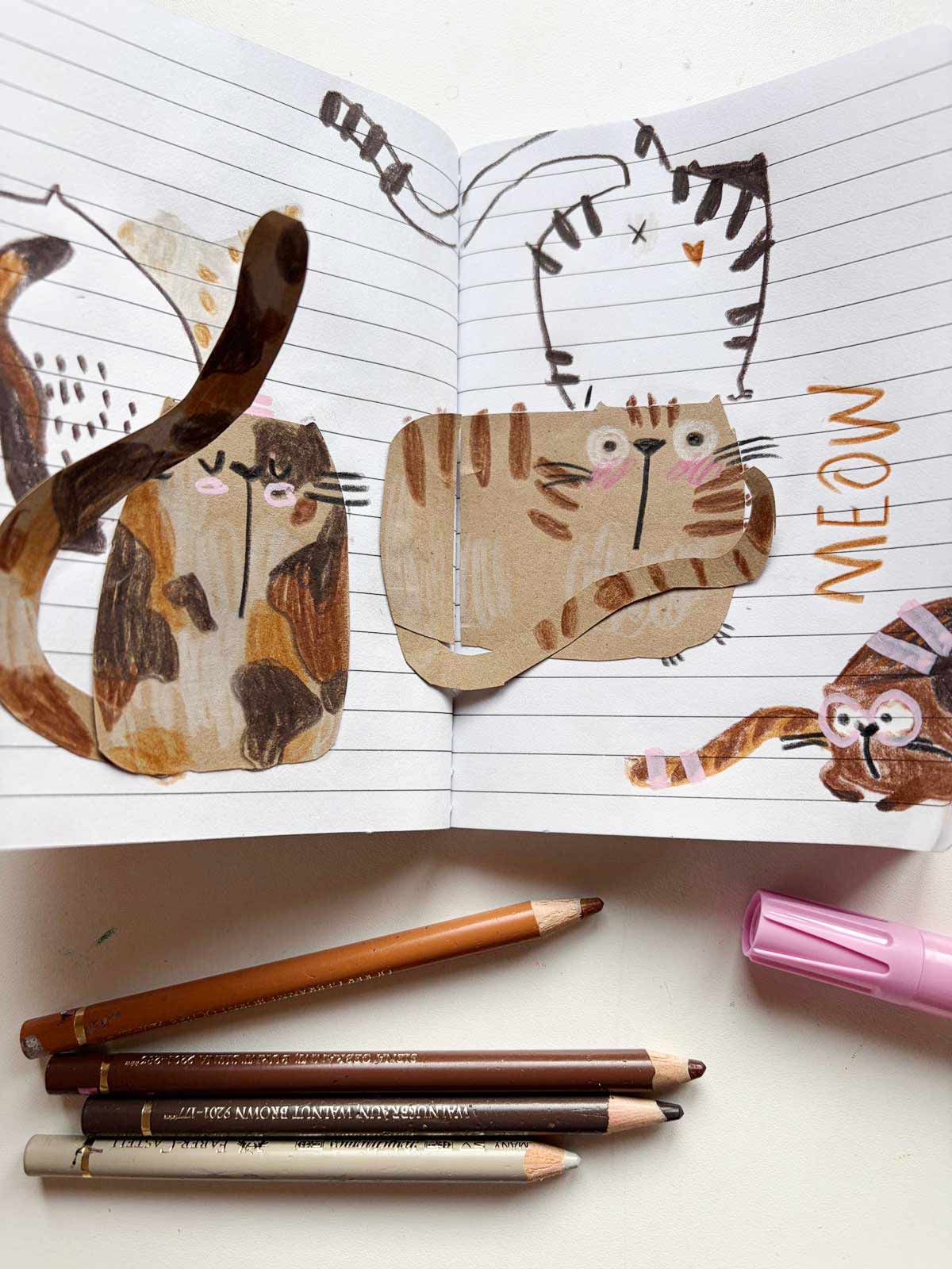 Katzen Zeichnungen mit den braunen Polychromo Stiften von Faber Castell bei Halfbird