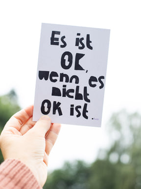 Postkarte "Es ist okay, wenn es nicht okay ist." von Halfbird