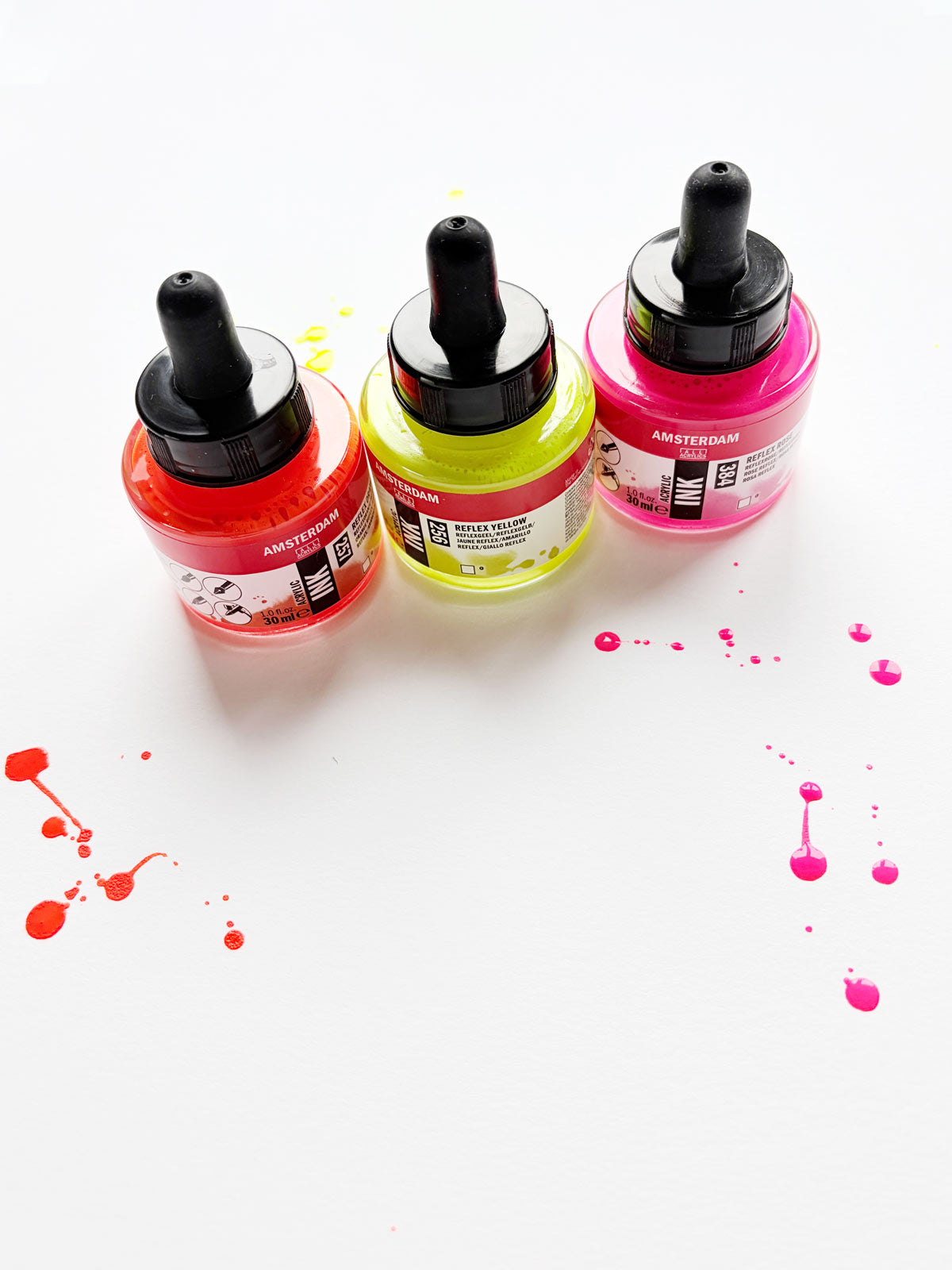 Neontinte in gelb, orange und pink von Amsterdam bei Halfbird