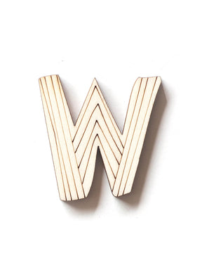 Holzbuchstabe W fürs Kinderzimmer mit Streifen Muster