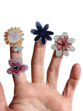 Blumen Reflex Aufkleber auf einer Hand